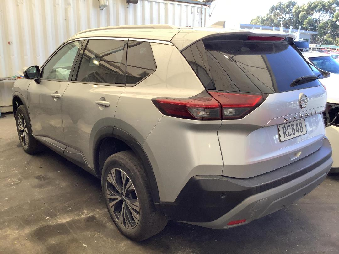 Photo '6' of Nissan X-Trail ST-L