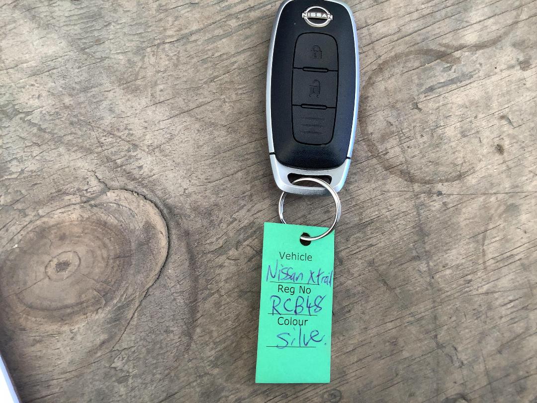 Photo '17' of Nissan X-Trail ST-L