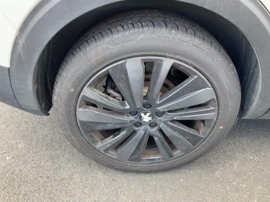 Photo '9' of Peugeot 5008 GT