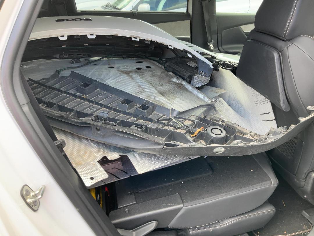 Photo '18' of Peugeot 5008 GT