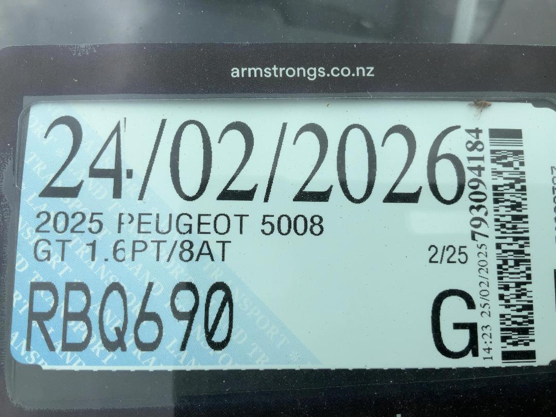 Photo '24' of Peugeot 5008 GT