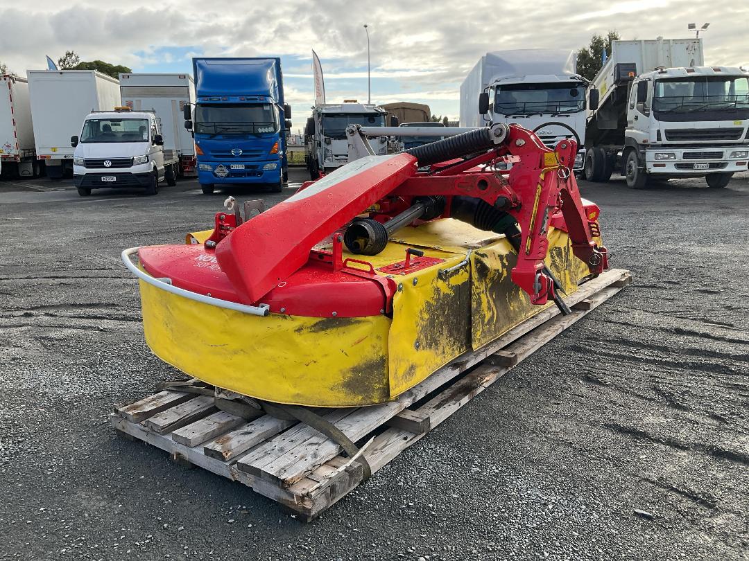 Photo '7' of Pottinger Novacat 301 Alpha Pro Mower Photo '7' of Pottinger Novacat 301 Alpha Pro Mower