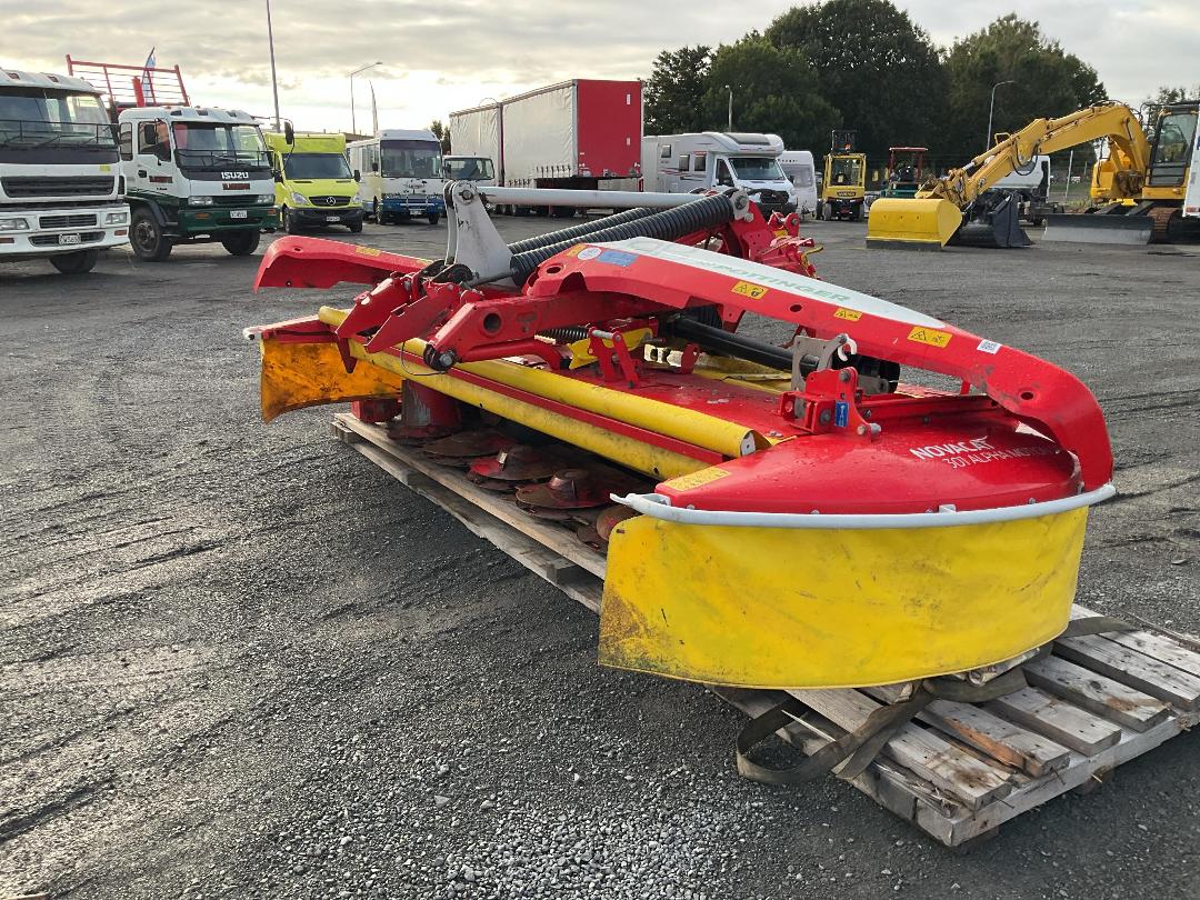Photo '10' of Pottinger Novacat 301 Alpha Pro Mower Photo '10' of Pottinger Novacat 301 Alpha Pro Mower
