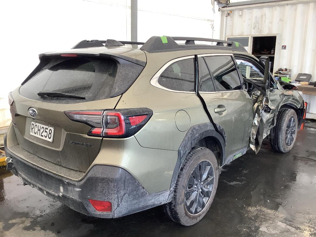 Photo '7' of Subaru Outback Sport X