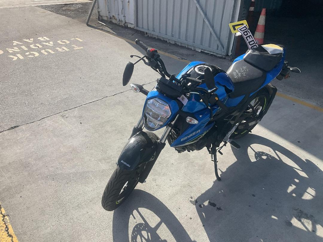 Photo '4' of Suzuki GSX150 RLM4