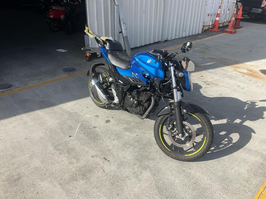 Photo '2' of Suzuki GSX150 RLM4