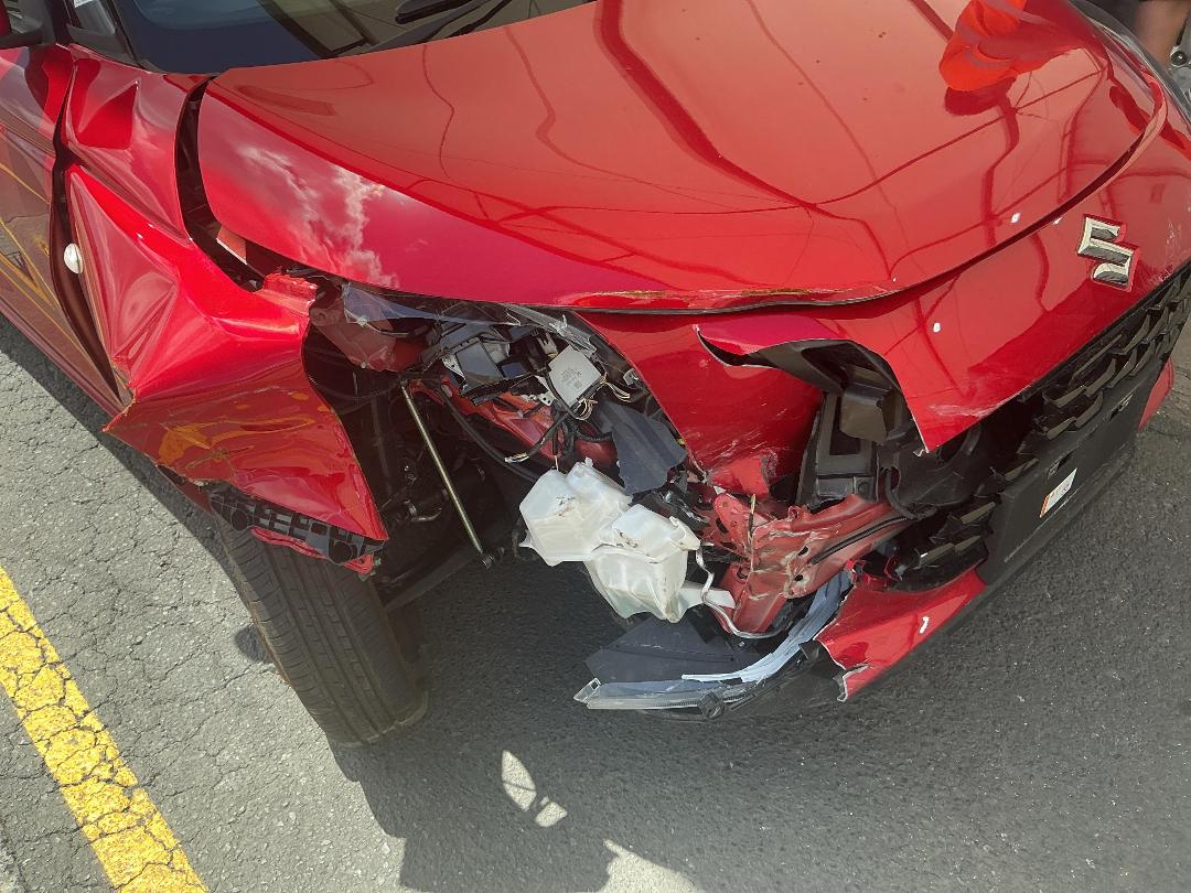 Photo '4' of Suzuki Swift Glsc Photo '4' of Suzuki Swift Glsc