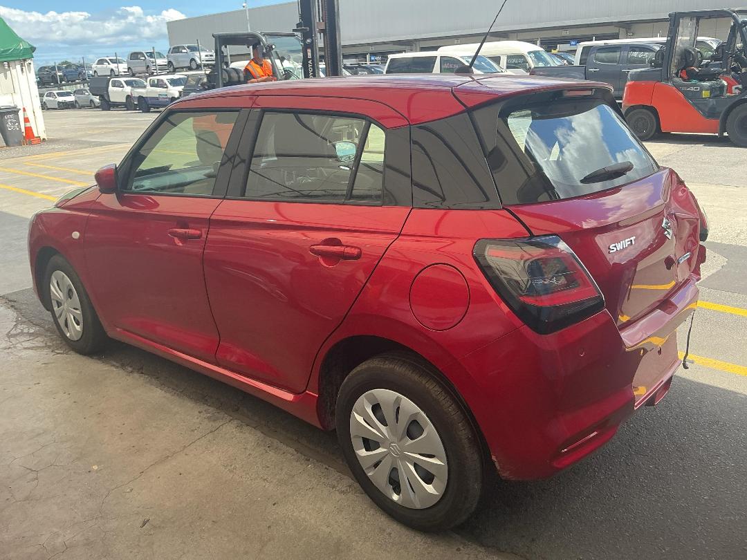 Photo '11' of Suzuki Swift Glsc Photo '11' of Suzuki Swift Glsc