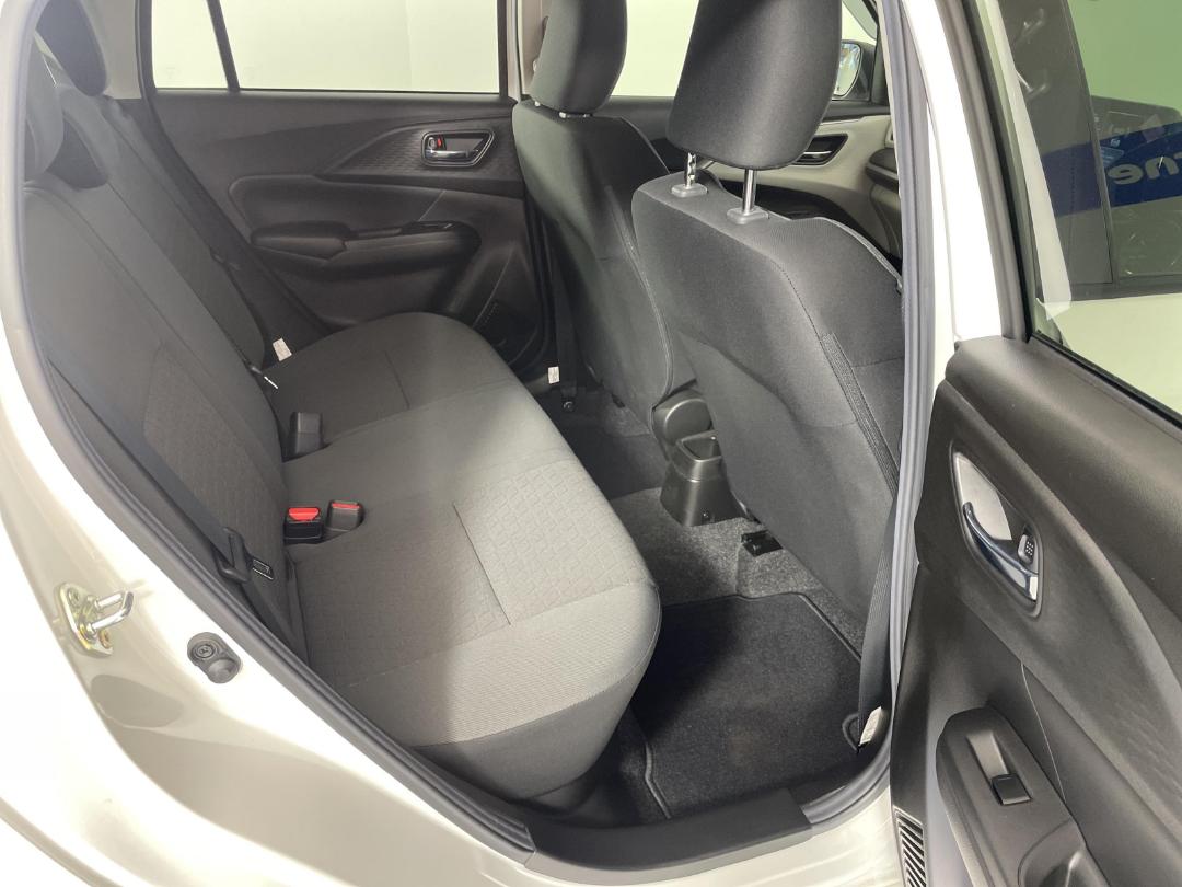 Photo '20' of Suzuki Swift