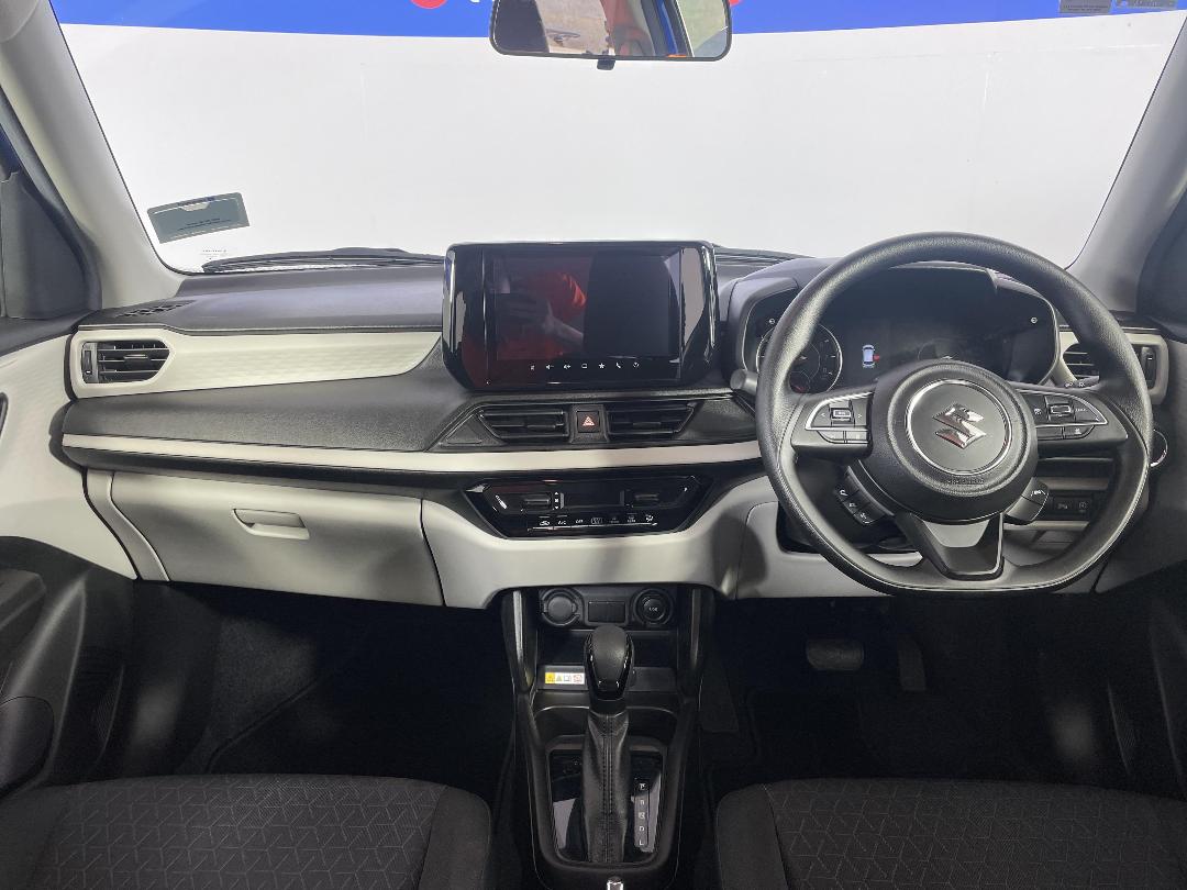 Photo '17' of Suzuki Swift Photo '17' of Suzuki Swift