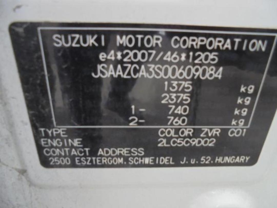 Photo '13' of Suzuki Swift GLX Hybrid