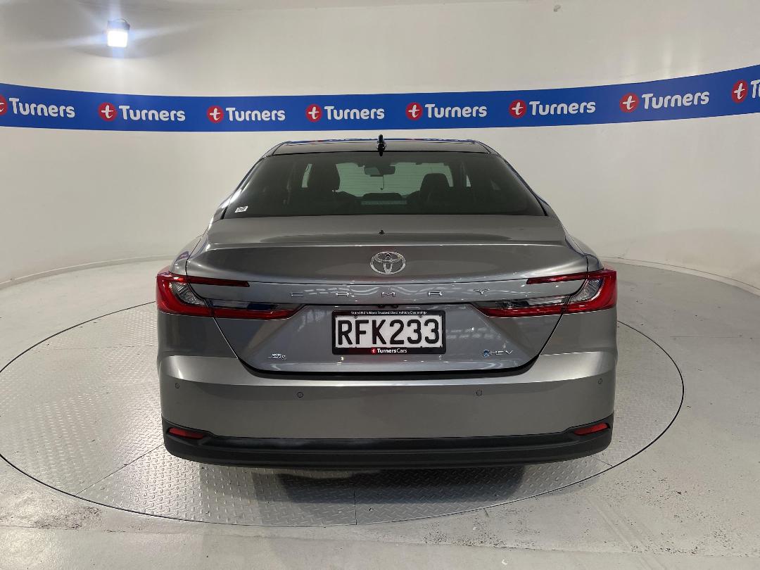 Photo '6' of Toyota Camry Photo '6' of Toyota Camry