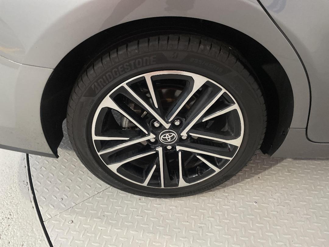 Photo '12' of Toyota Camry Photo '12' of Toyota Camry