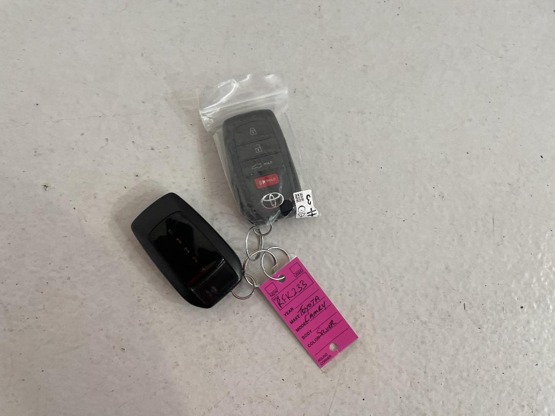 Photo '22' of Toyota Camry Photo '22' of Toyota Camry