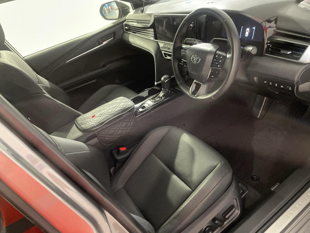 Photo '16' of Toyota Camry Photo '16' of Toyota Camry