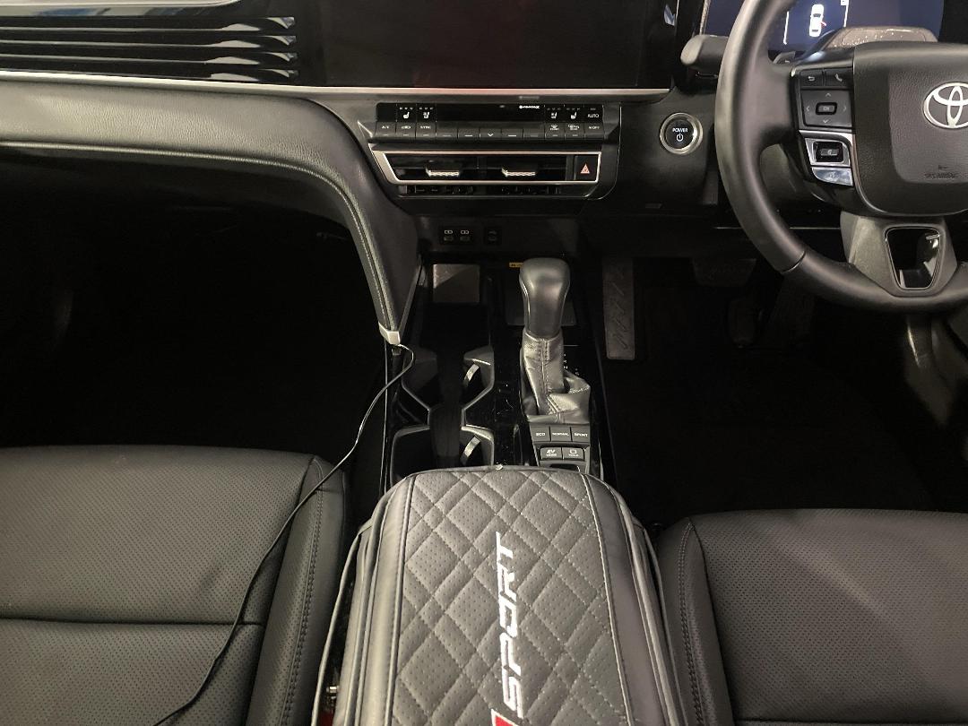 Photo '18' of Toyota Camry Photo '18' of Toyota Camry