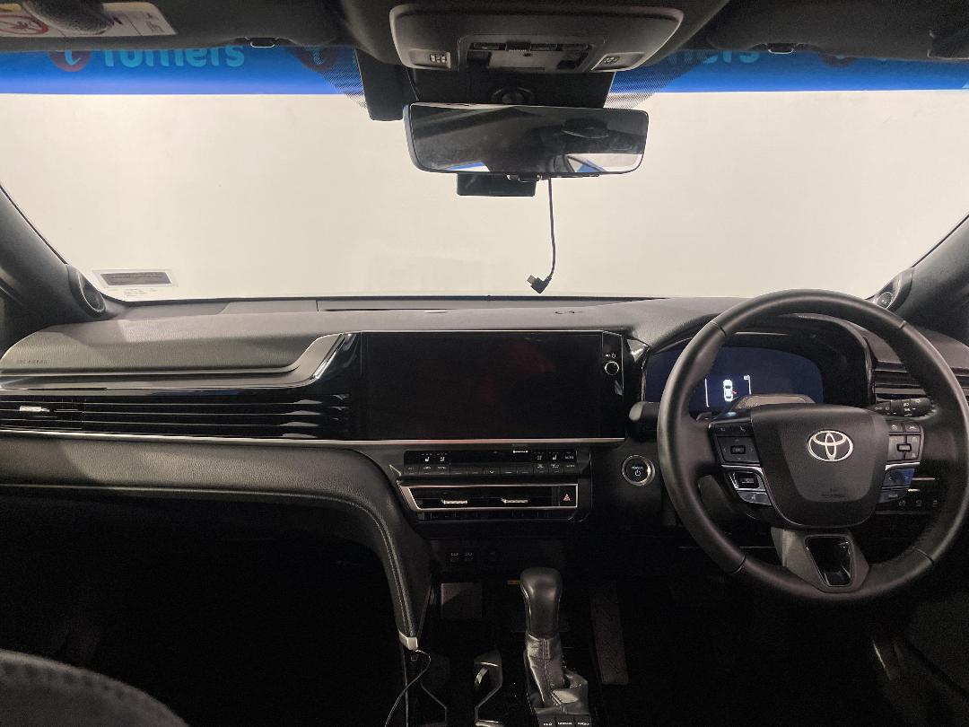 Photo '17' of Toyota Camry Photo '17' of Toyota Camry