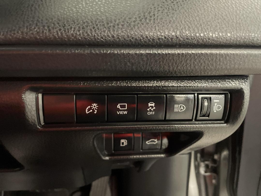 Photo '24' of Toyota Camry Photo '24' of Toyota Camry