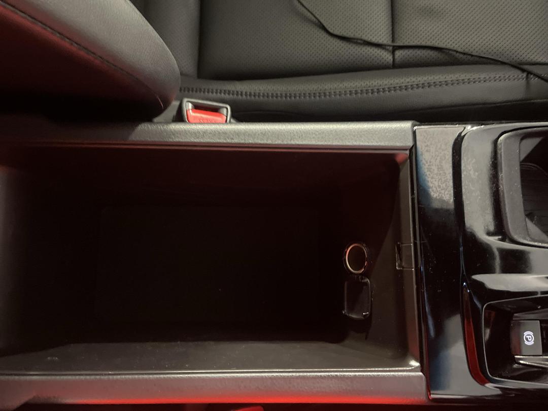 Photo '31' of Toyota Camry Photo '31' of Toyota Camry