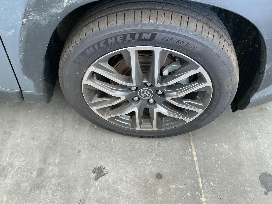 Photo '14' of Toyota Corolla Cross Limited Photo '14' of Toyota Corolla Cross Limited