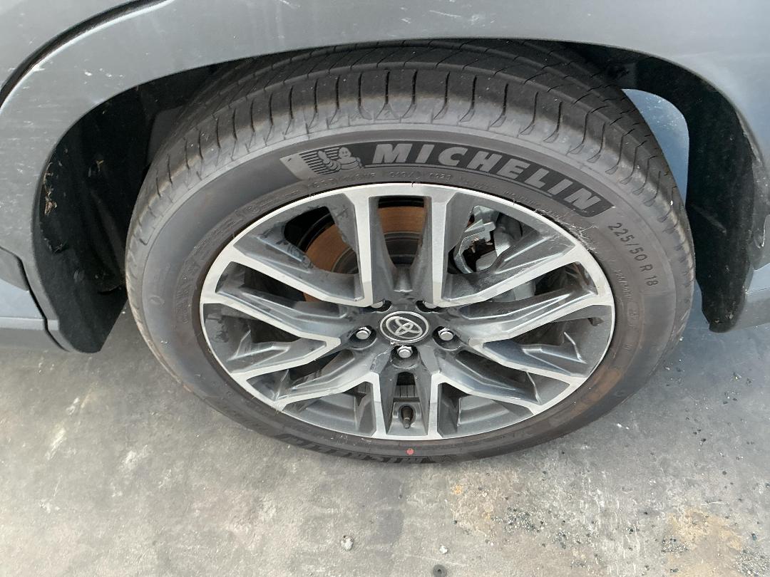 Photo '13' of Toyota Corolla Cross Limited Photo '13' of Toyota Corolla Cross Limited