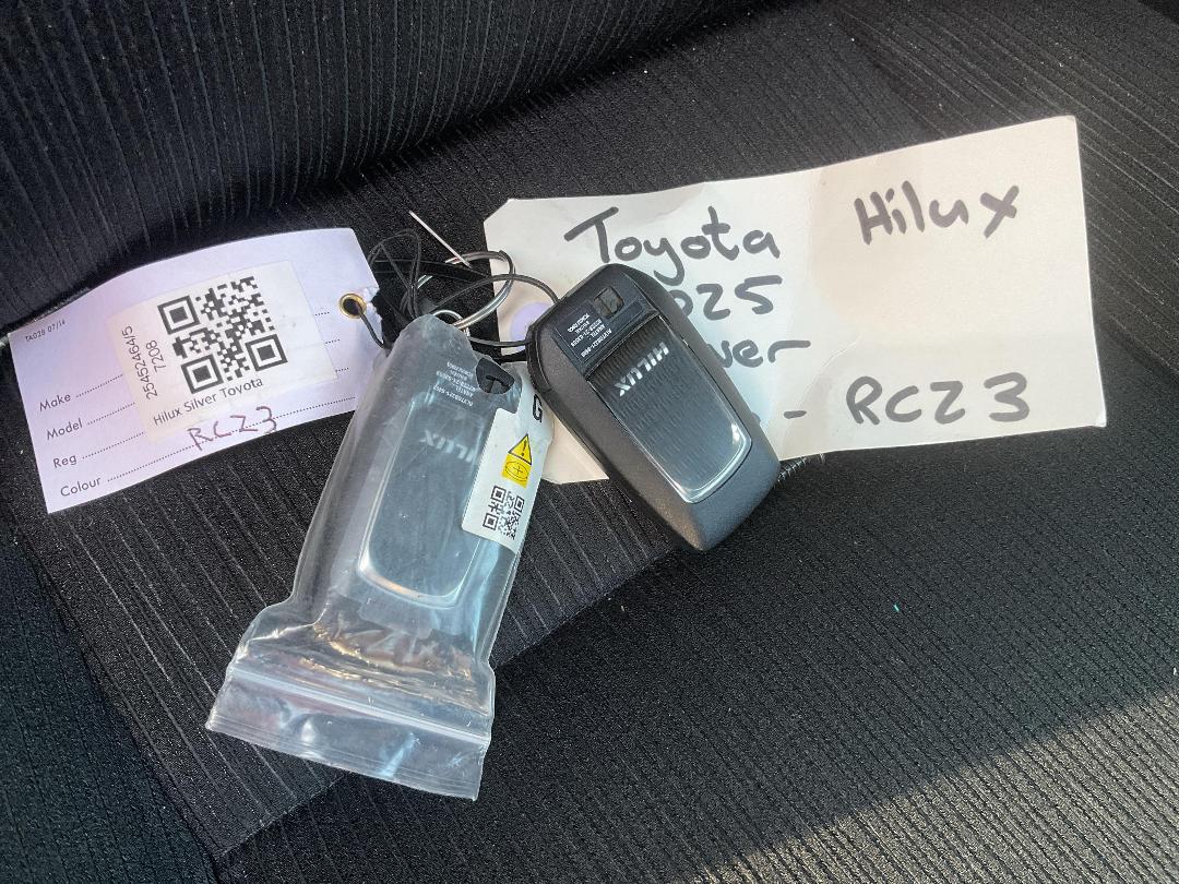 Photo '17' of Toyota Hilux SR TD DC Photo '17' of Toyota Hilux SR TD DC