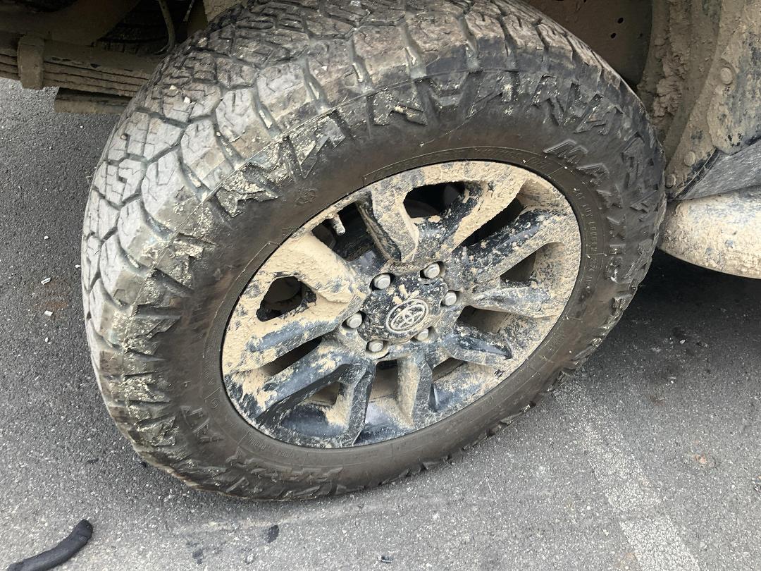 Photo '6' of Toyota Hilux SR5 CRUISER TD DC 2.