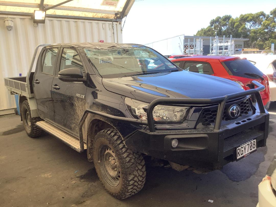 Photo '4' of Toyota Hilux SR TD DC/CC