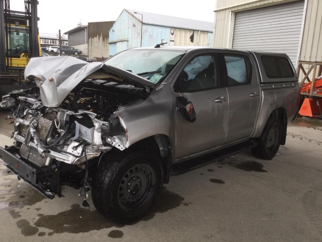 Photo '3' of Toyota Hilux SR TD DC Photo '3' of Toyota Hilux SR TD DC