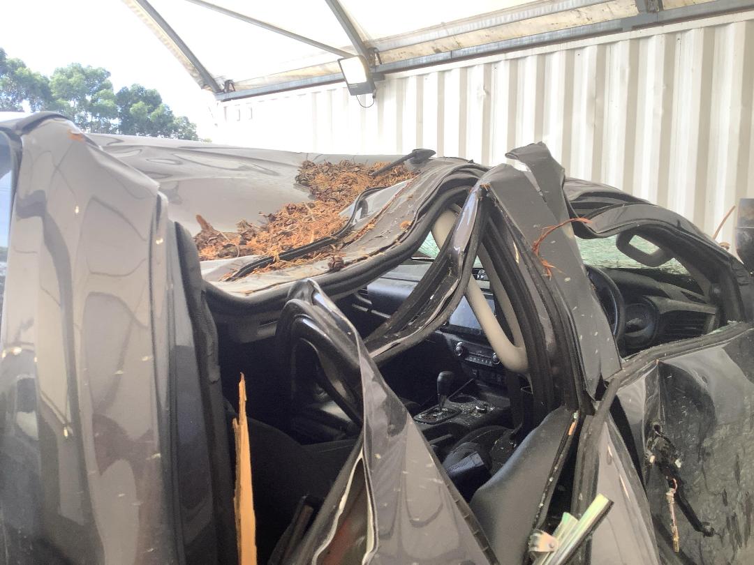 Photo '6' of Toyota Hilux SR TD DC/CC Photo '6' of Toyota Hilux SR TD DC/CC