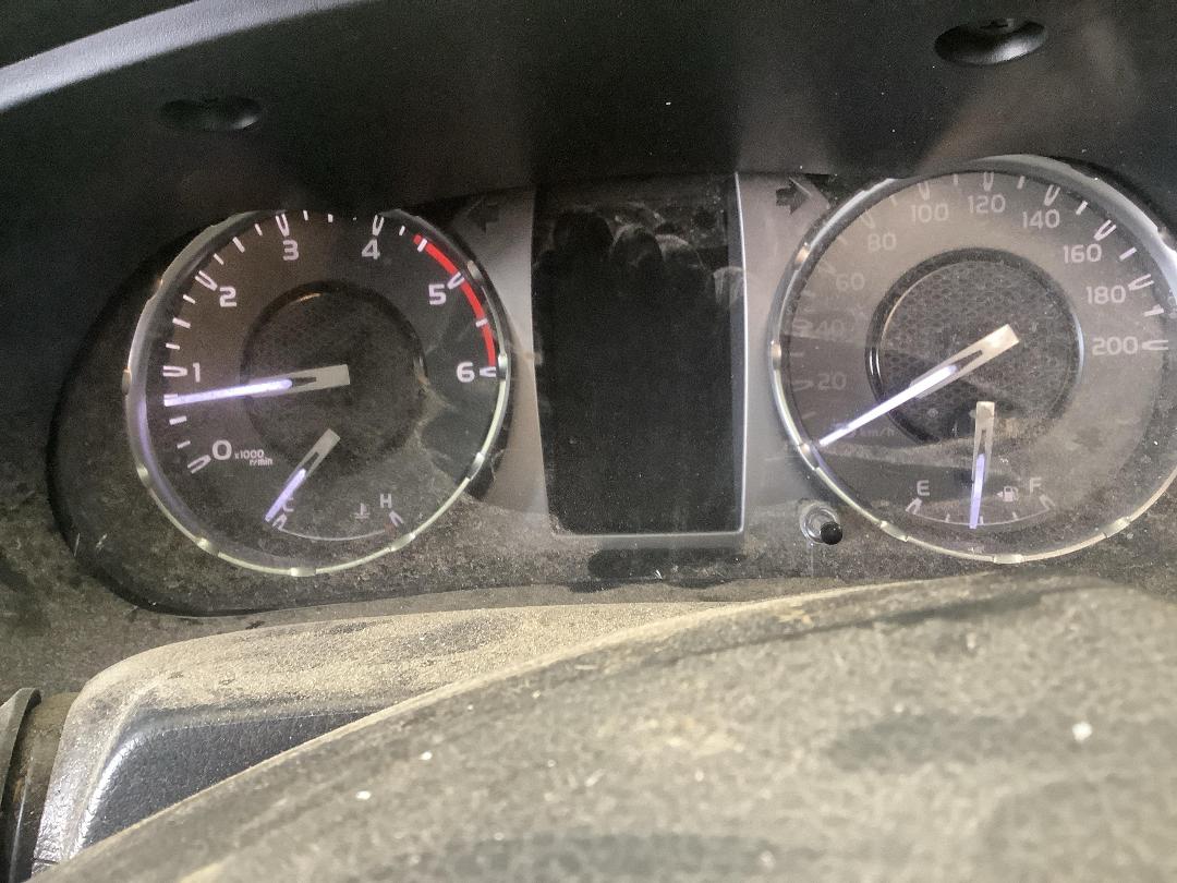 Photo '15' of Toyota Hilux SR TD DC/CC Photo '15' of Toyota Hilux SR TD DC/CC