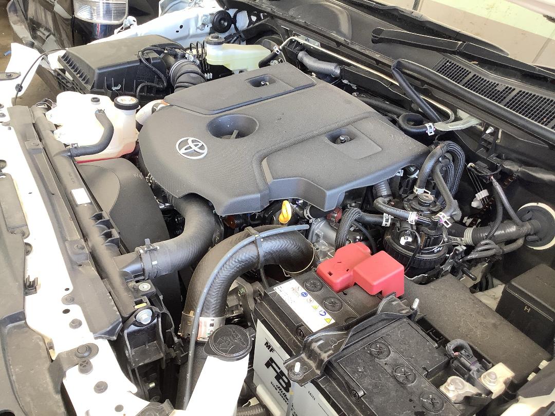 Photo '17' of Toyota Hilux SR5 TD DC