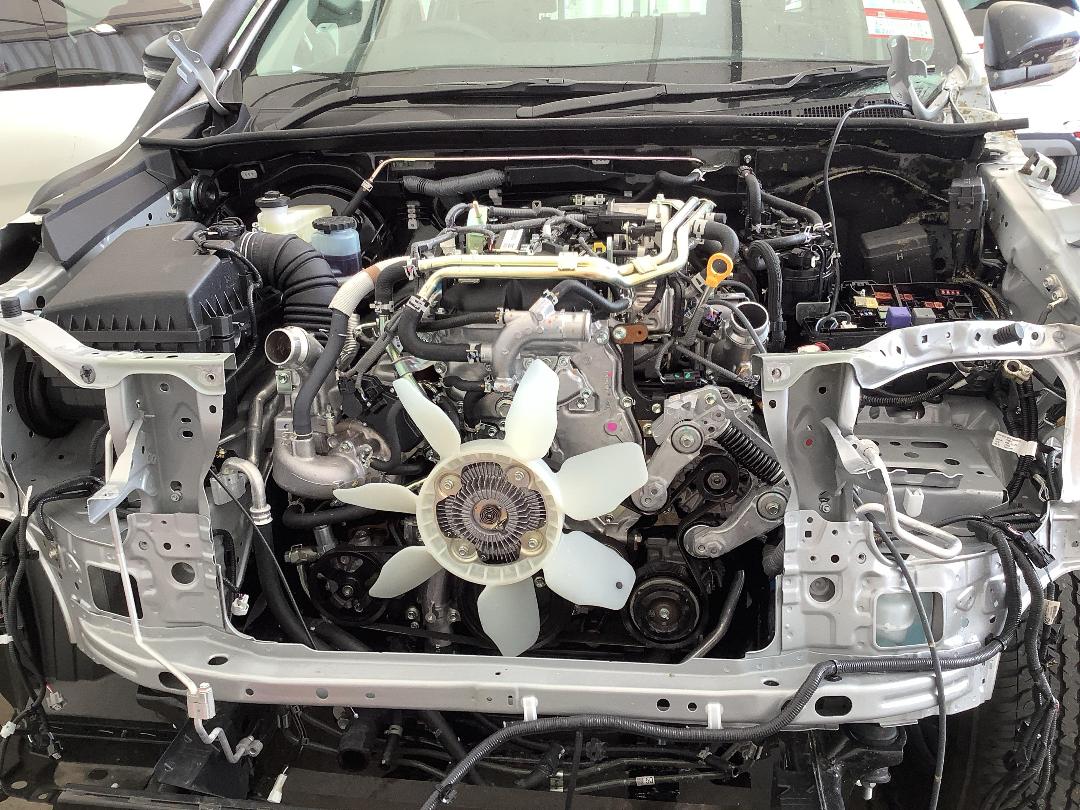 Photo '2' of Toyota Hilux SR TD DC