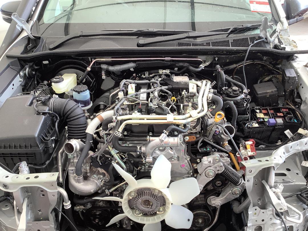 Photo '15' of Toyota Hilux SR TD DC