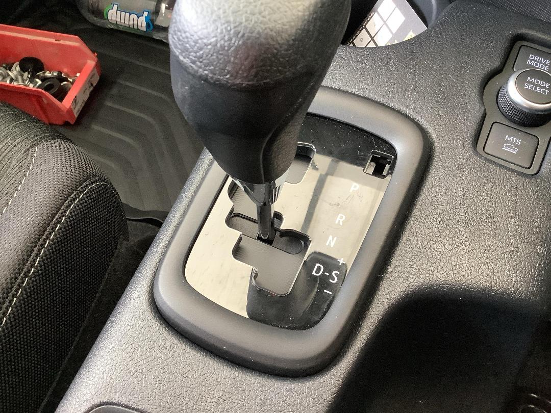 Photo '19' of Toyota Hilux SR TD DC