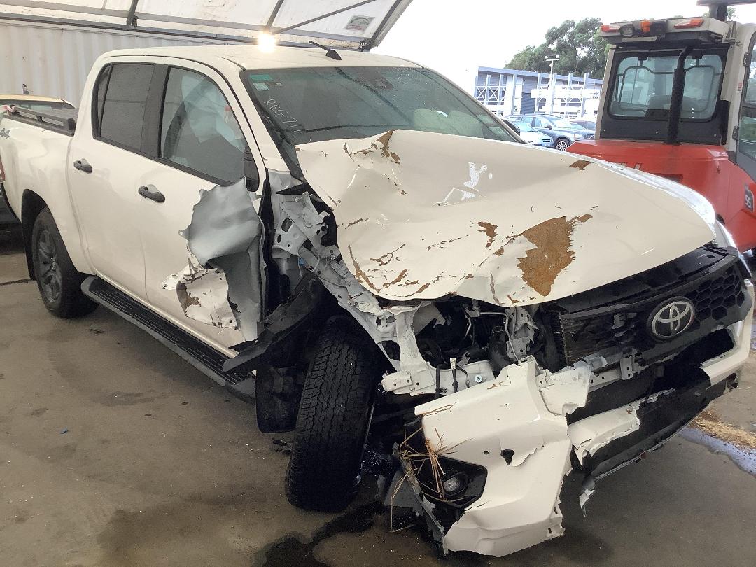 Photo '3' of Toyota Hilux SR5 TD DC Photo '3' of Toyota Hilux SR5 TD DC