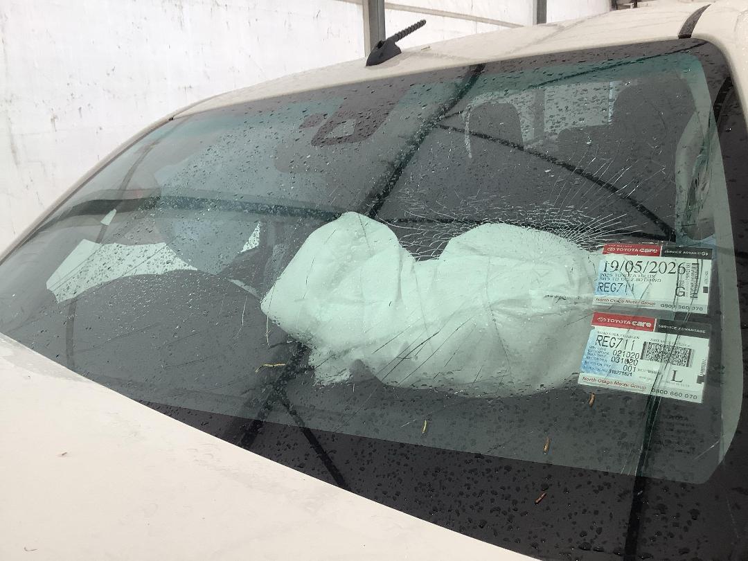 Photo '2' of Toyota Hilux SR5 TD DC Photo '2' of Toyota Hilux SR5 TD DC