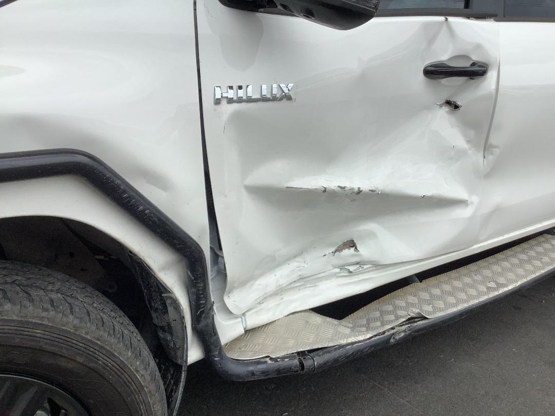 Photo '2' of Toyota Hilux SR5 TD DC Photo '2' of Toyota Hilux SR5 TD DC