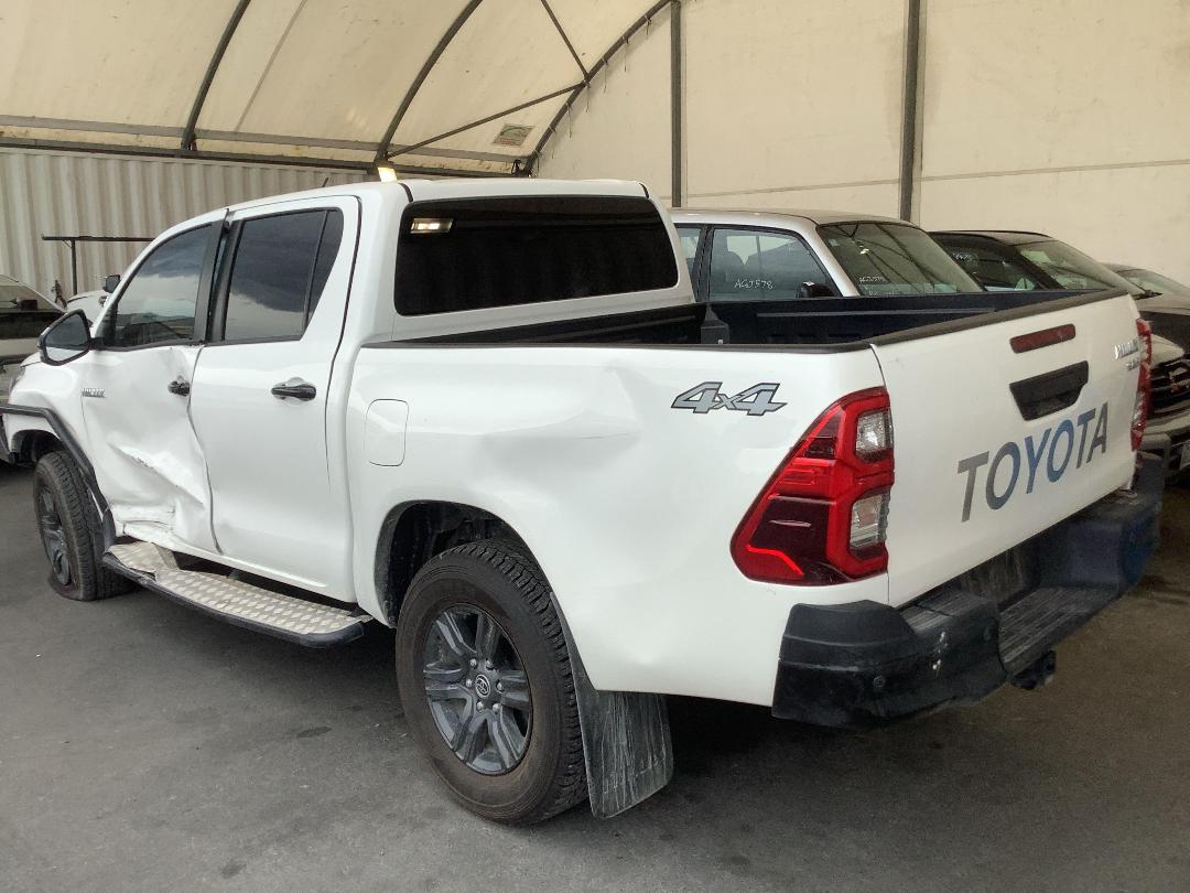 Photo '6' of Toyota Hilux SR5 TD DC Photo '6' of Toyota Hilux SR5 TD DC