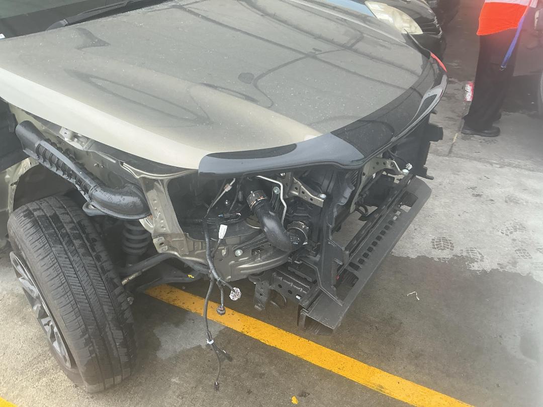 Photo '4' of Toyota Hilux SR5 Cruiser TD DC Photo '4' of Toyota Hilux SR5 Cruiser TD DC