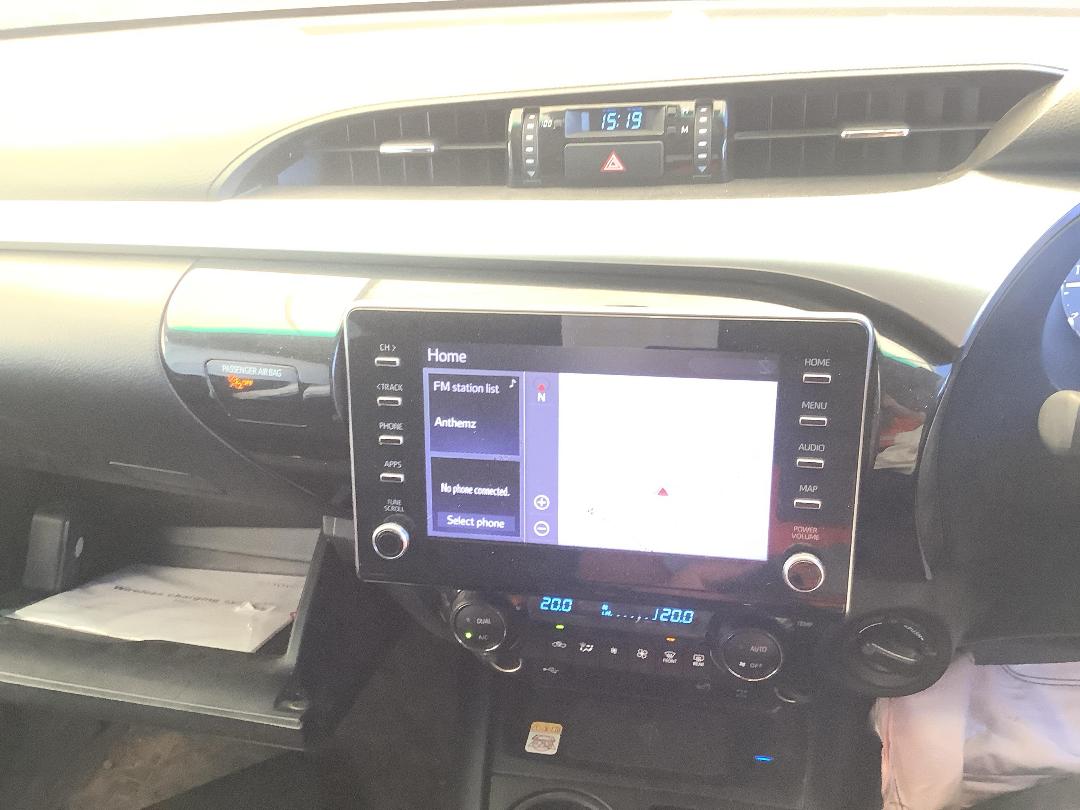 Photo '19' of Toyota Hilux SR5 TD DC