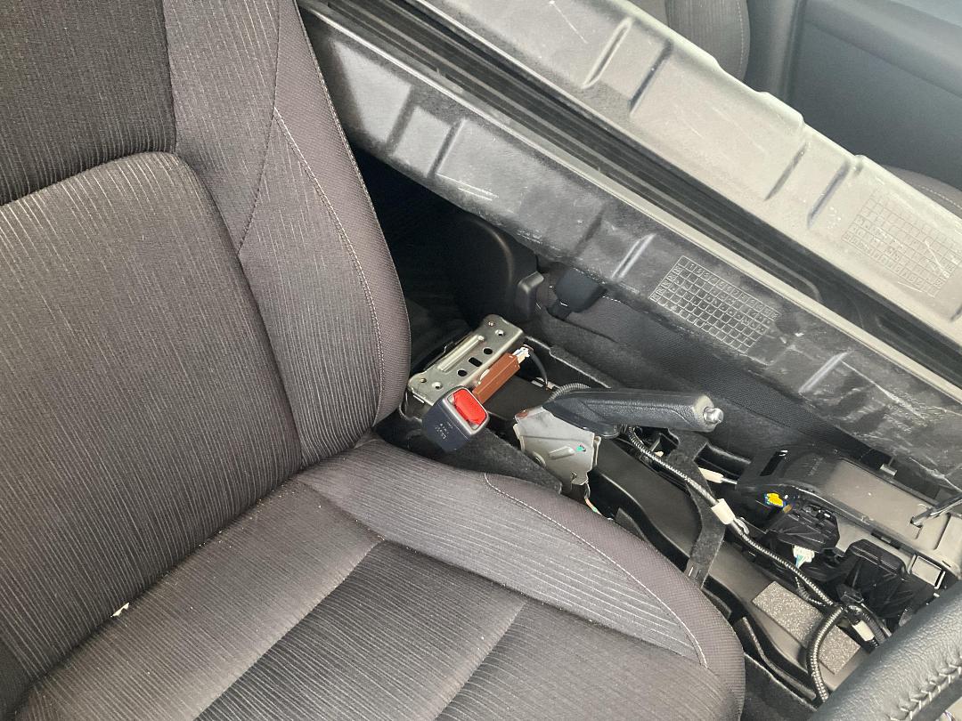 Photo '28' of Toyota Hilux SR5 TD DC