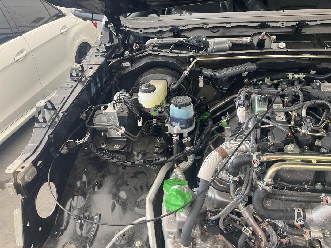 Photo '33' of Toyota Hilux SR5 TD DC