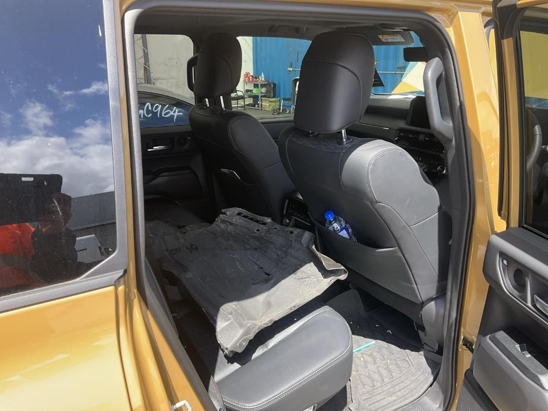 Photo '19' of Toyota Landcruiser Prado Adventure Photo '19' of Toyota Landcruiser Prado Adventure