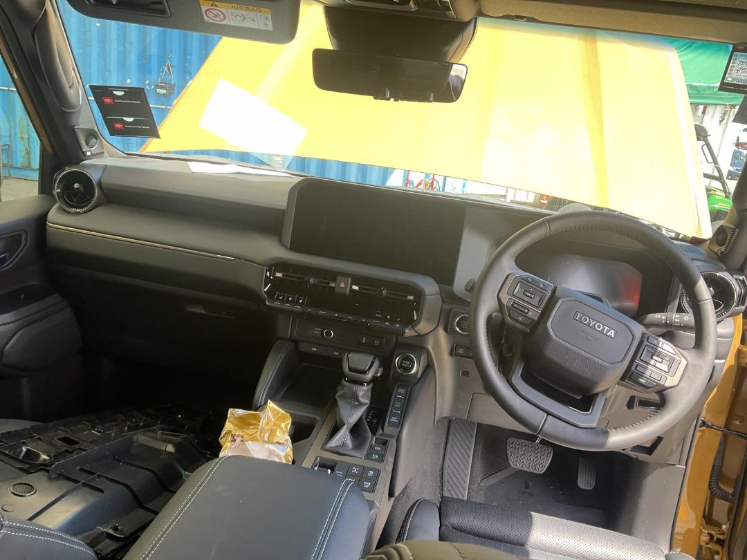 Photo '20' of Toyota Landcruiser Prado Adventure Photo '20' of Toyota Landcruiser Prado Adventure