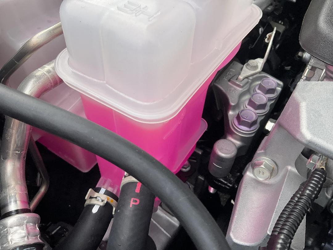 Photo '11' of Toyota Rav4 XSE Photo '11' of Toyota Rav4 XSE