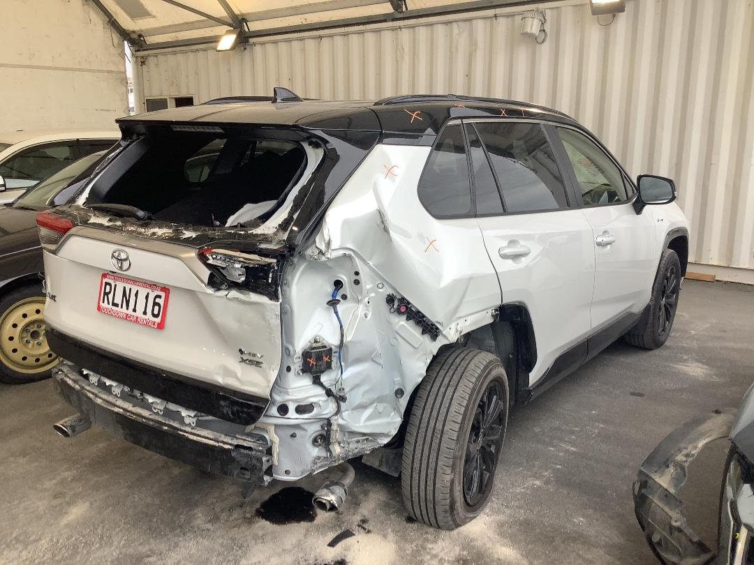 Photo '4' of Toyota Rav4 XSE