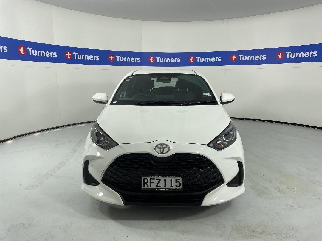 Photo '2' of Toyota Yaris