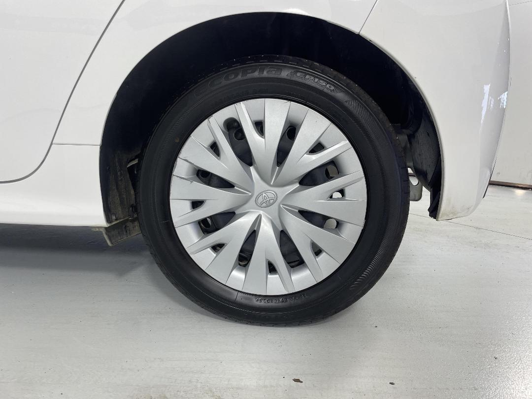 Photo '11' of Toyota Yaris