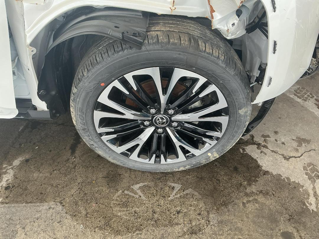 Photo '3' of Toyota Yaris Cross Limited